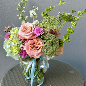“Peachy Breeze” Flower Vase