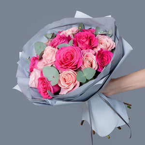 Dozen Pink Roses Mix