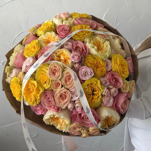"Golden Kiss" Mix Bouquet