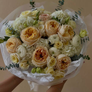 “Ivory Cascade” Mix Bouquet