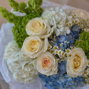 “Sapphire Glow” Mix Bouquet