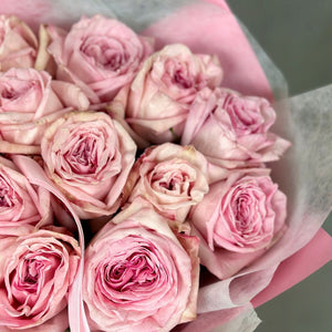 Dozen Garden Roses Pink Ohara