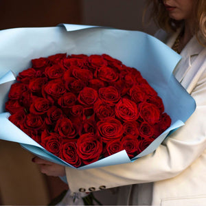 50 Classic Red Roses