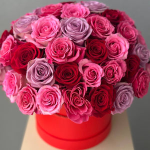 "Classic Roses Mix" Flower Box
