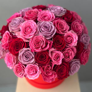 "Classic Roses Mix" Flower Box