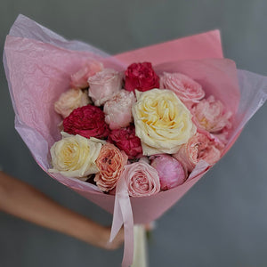 Duo Bouquet of Peonies&Garden Roses Mix