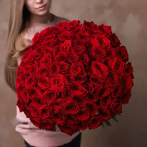100 Classic Red Roses