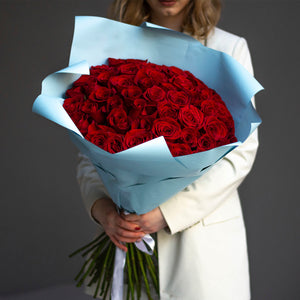 50 Classic Red Roses