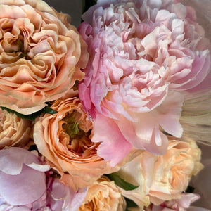 Duo Bouquet of Peonies&Peach Roses