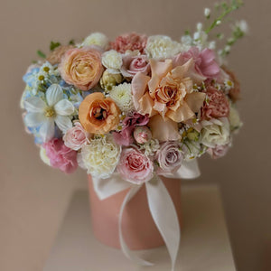 "Lavish Petals" Flower Box