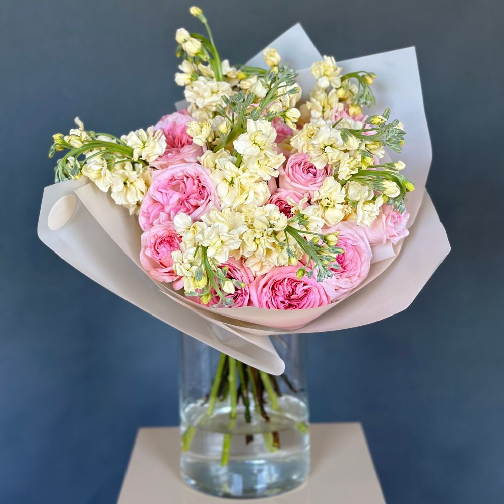 Duo Bouquet of Roses Pink Ohara&Stock