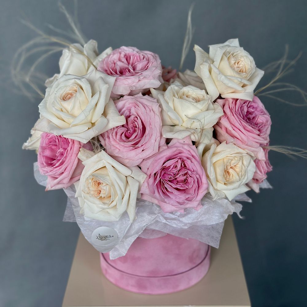 Hat Box of Roses White&Pink Ohara