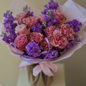 Duo Bouquet of Roses Country Blues&Stock