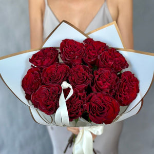Dozen Red Garden Roses