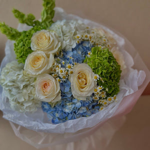 “Sapphire Glow” Mix Bouquet
