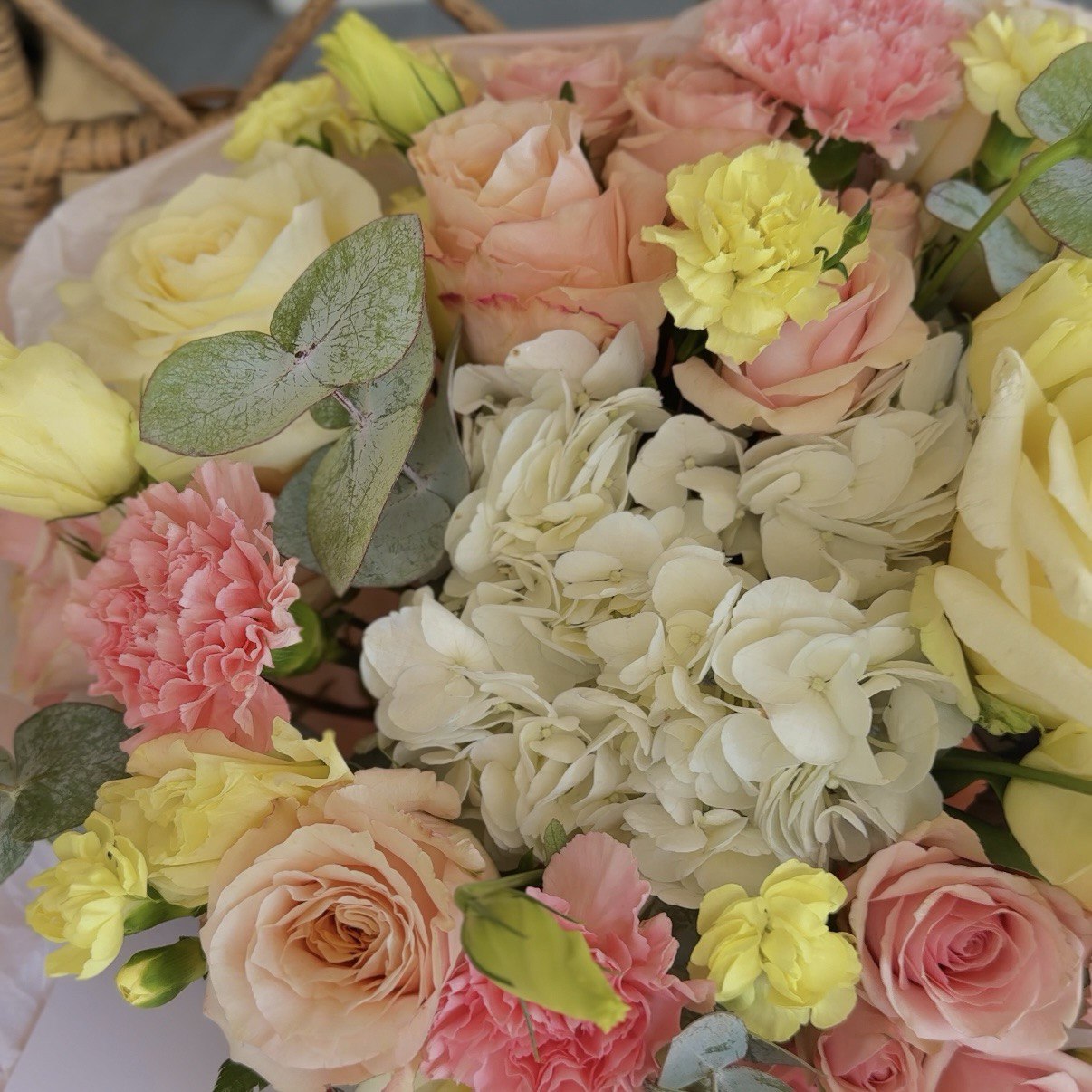 "Sunny Serenity " Mix Bouquet
