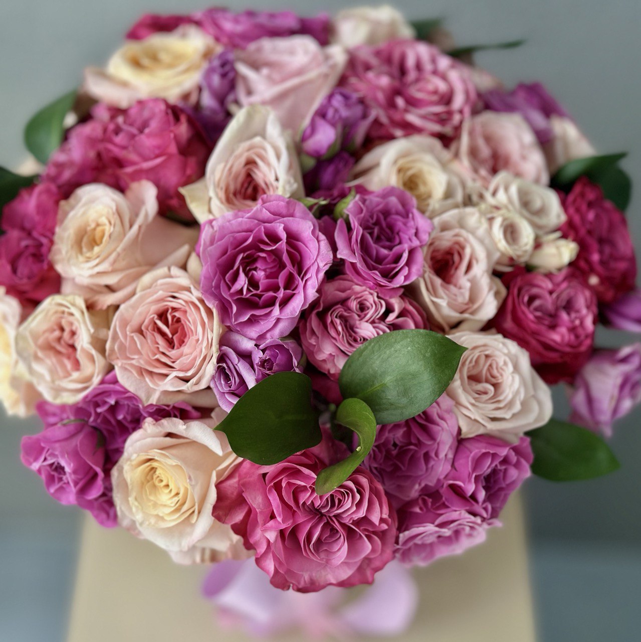 "Sweet Roses" Flower Vase