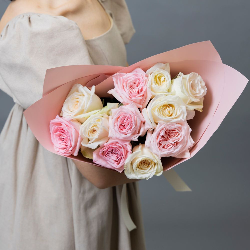 Dozen Garden Roses Ohara Mix