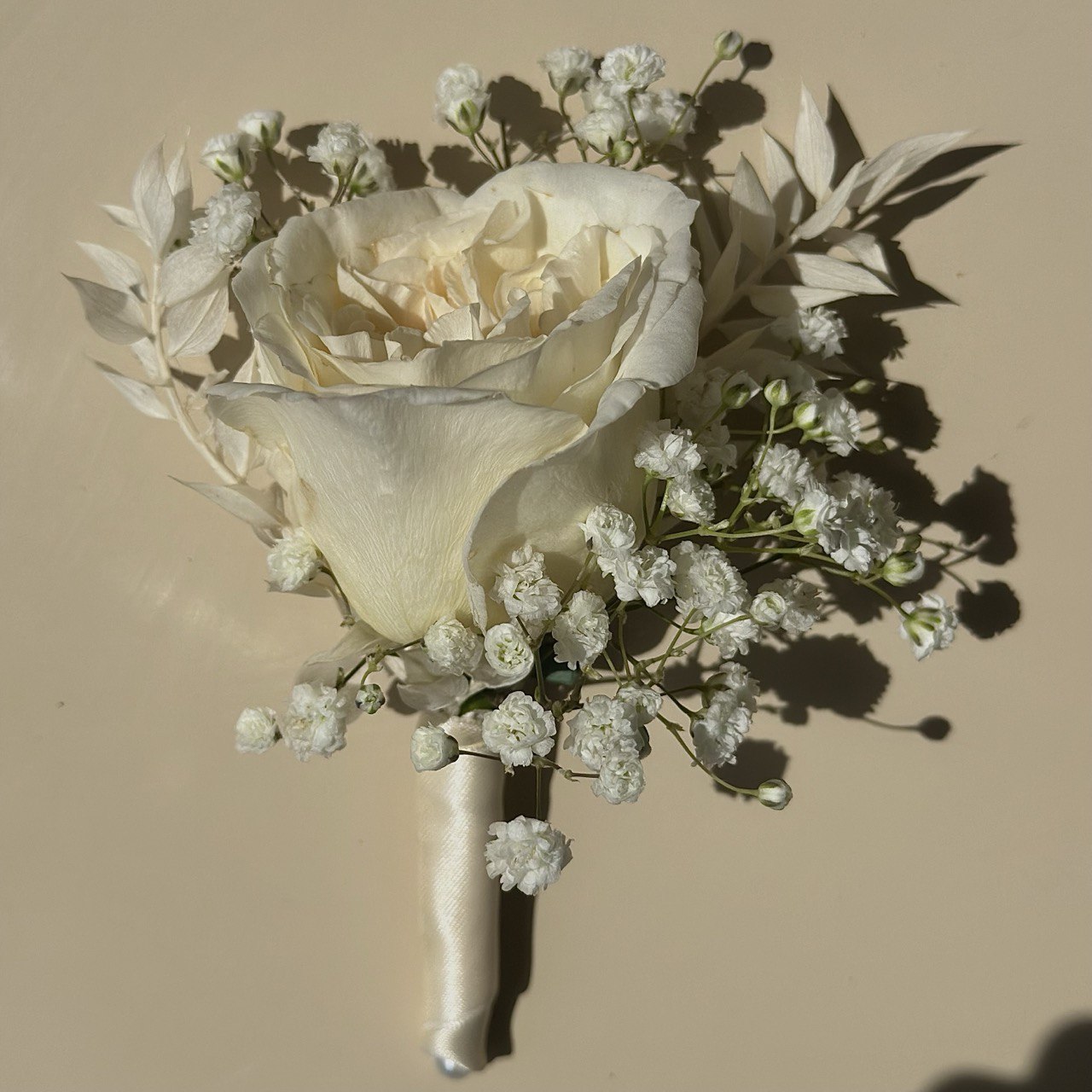 Single Boutonniere