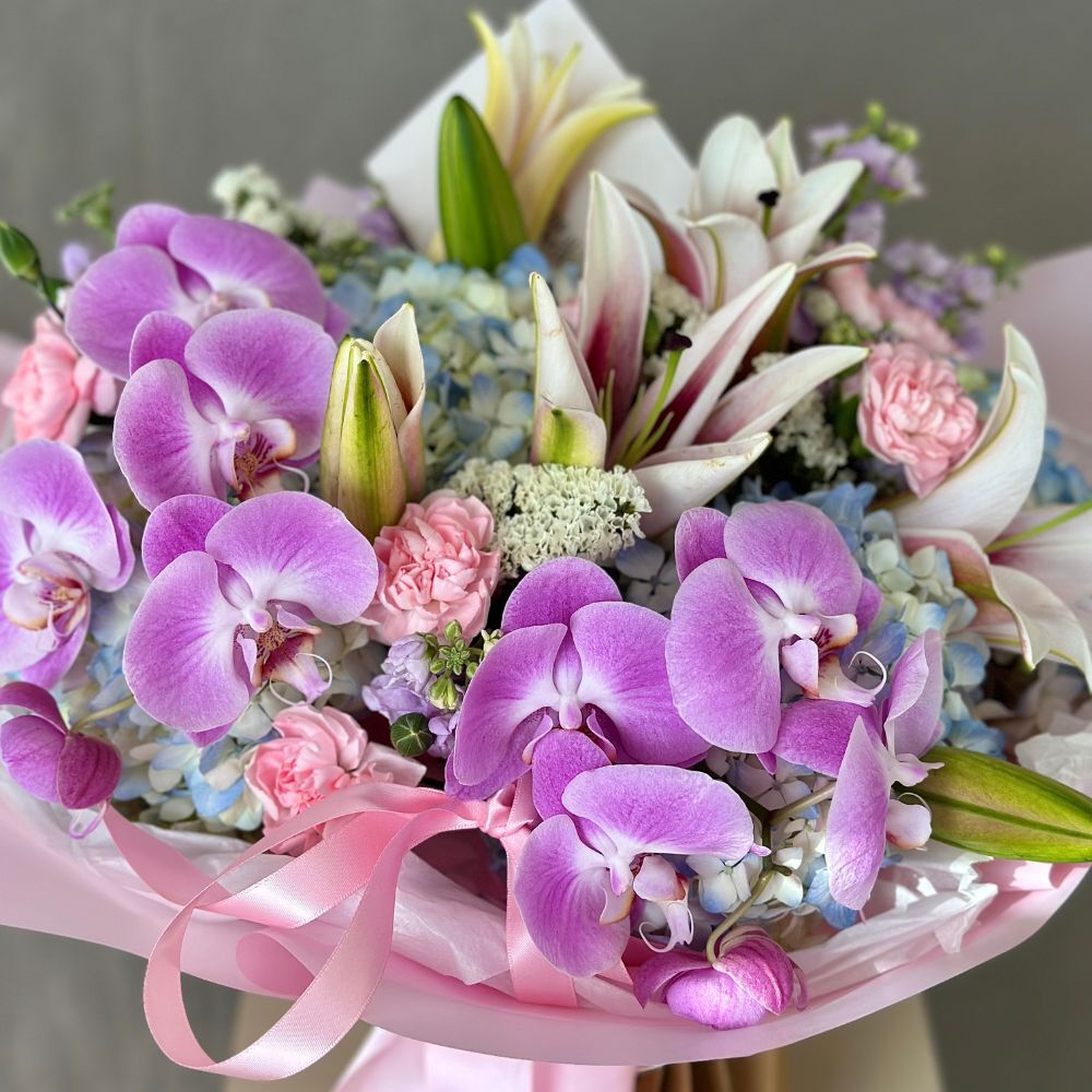 "Amber Orchid” Mix Bouquet