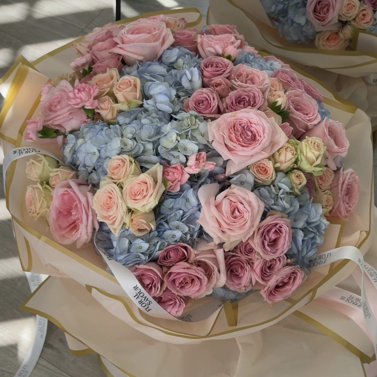 "Maison Rosé" Mix Bouquet