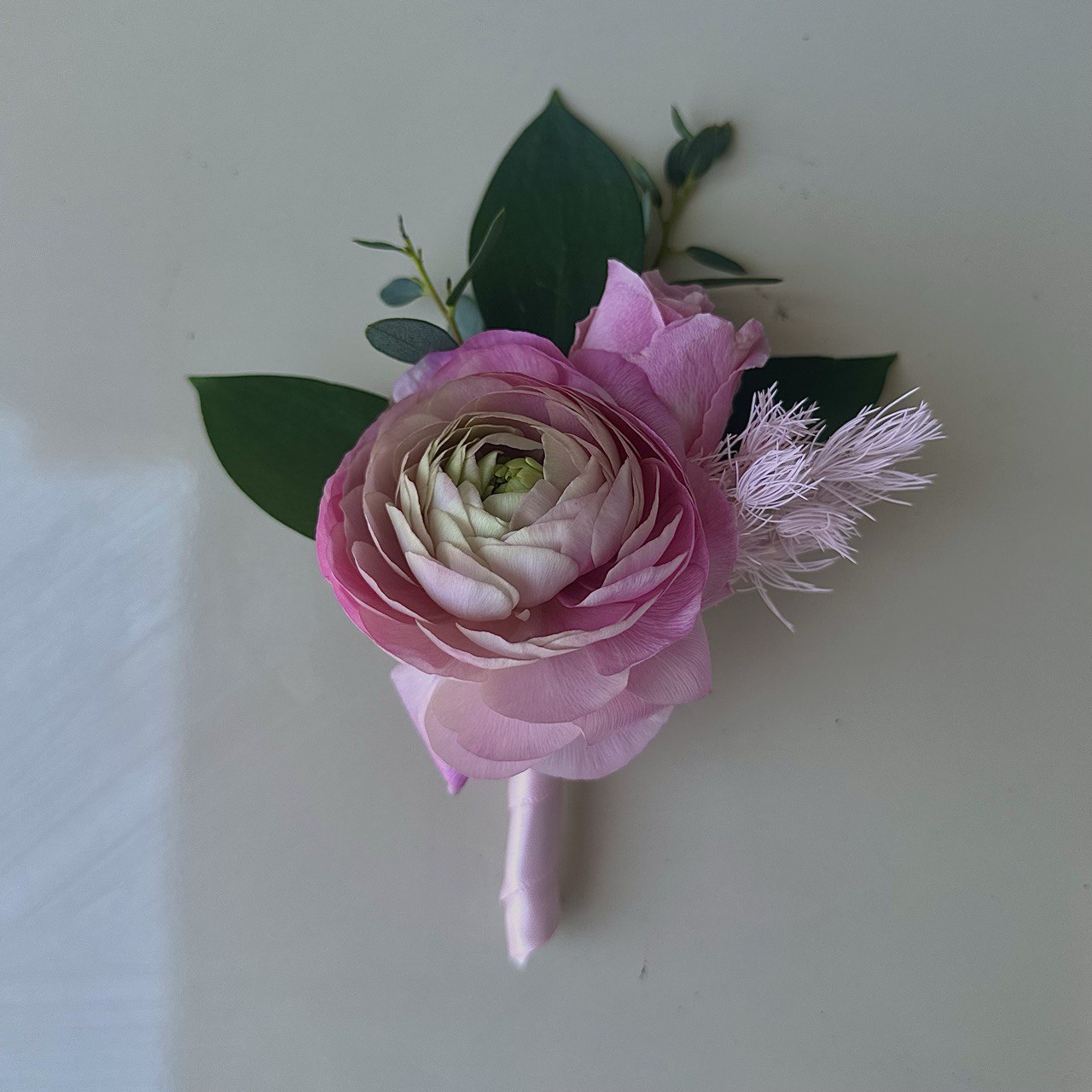 Single Boutonniere