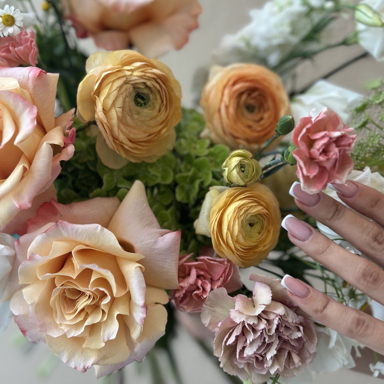 “Peach Mist” Mix Bouquet