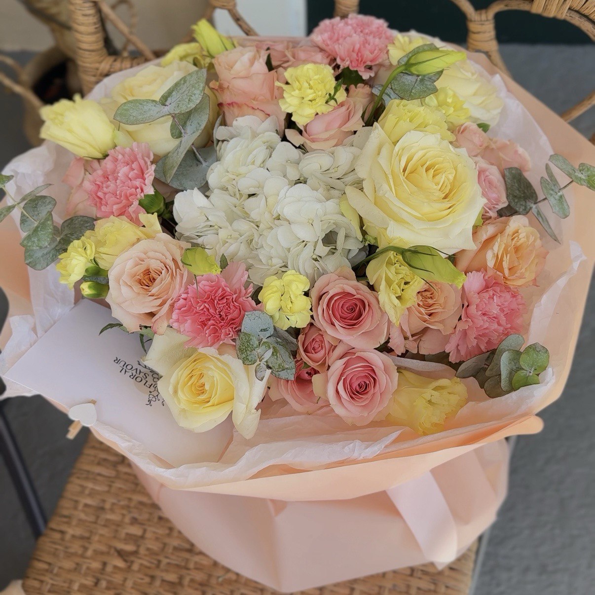 "Sunny Serenity " Mix Bouquet