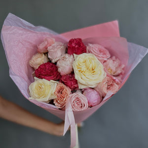 Duo Bouquet of Peonies&Garden Roses Mix