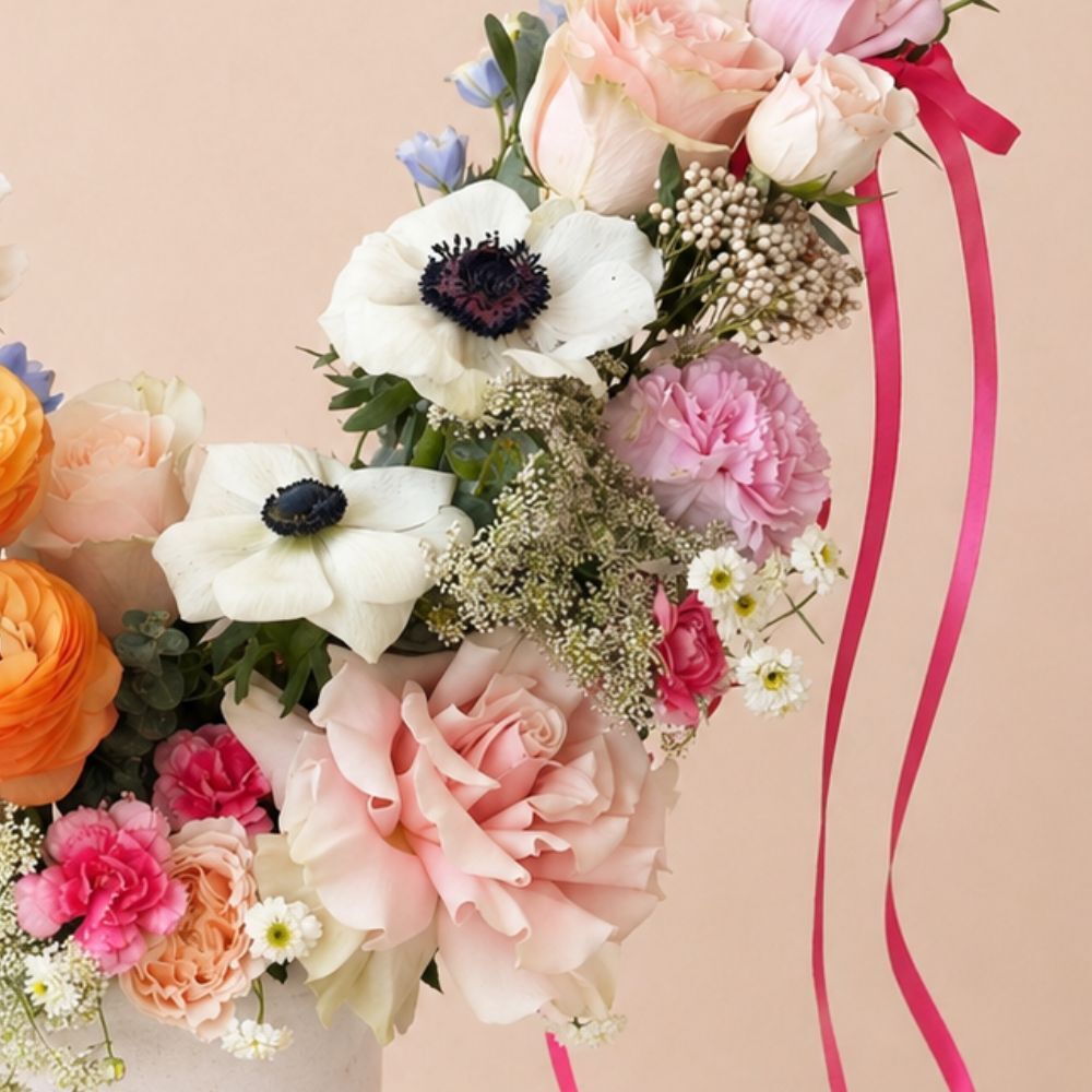 "Petal Muse" Flower Vase