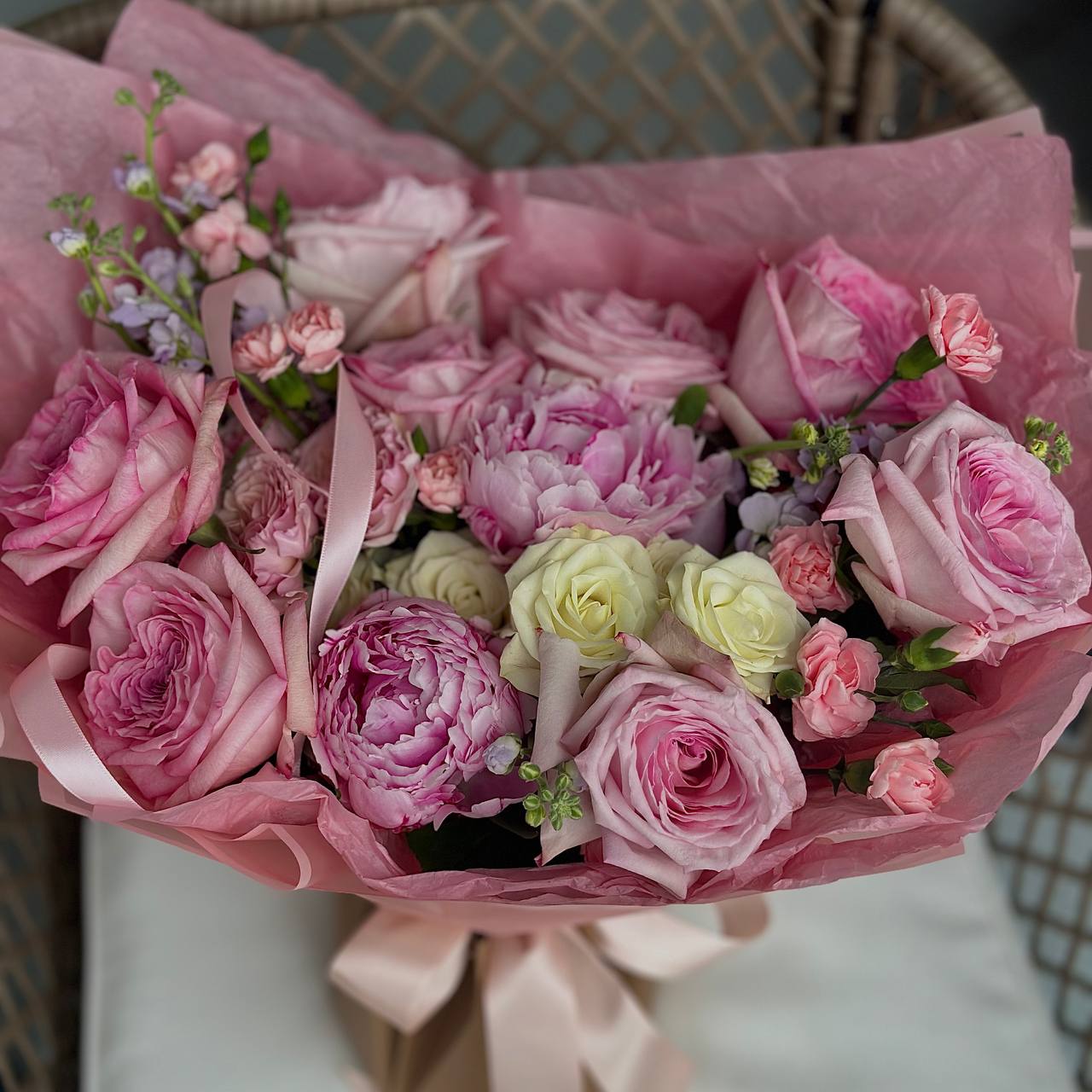 "Sweet Peony" Mix Bouquet