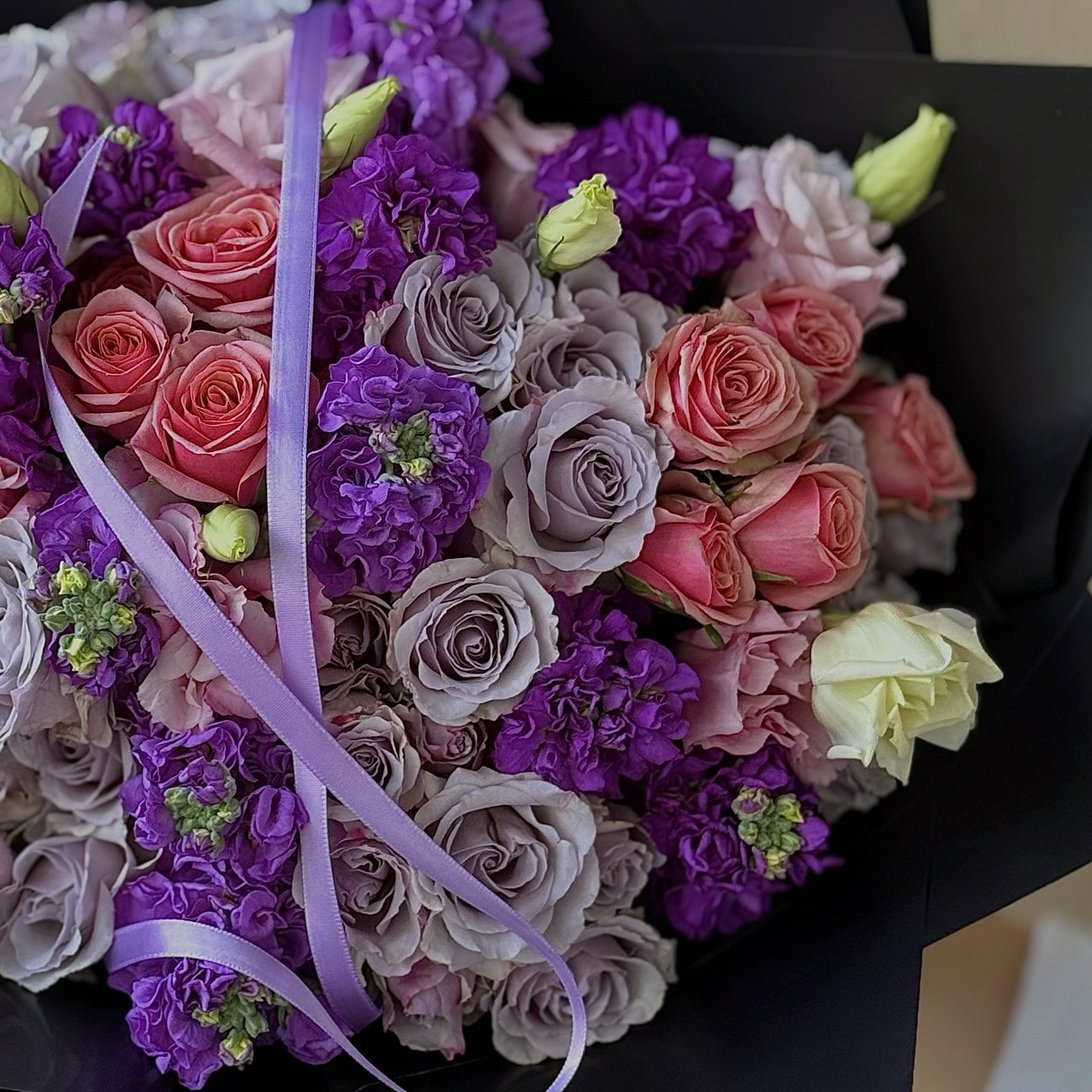"Velvet Nights" Mix Bouquet