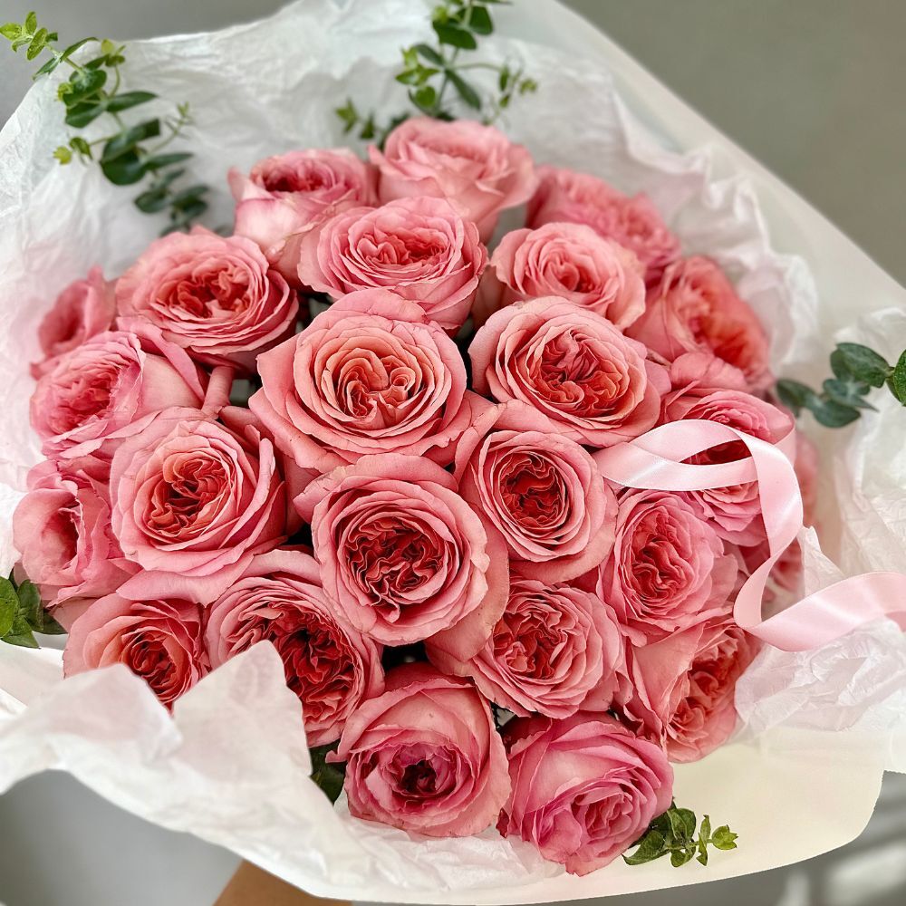 2 Dozen Pink Garden Roses