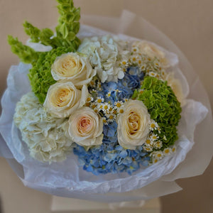 “Sapphire Glow” Mix Bouquet