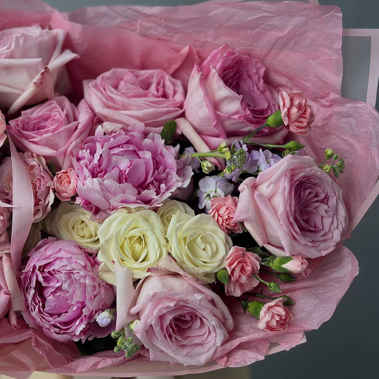 "Sweet Peony" Mix Bouquet