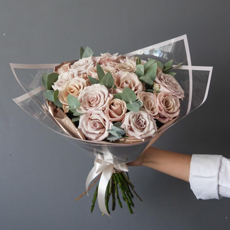 2 Dozen Powdery Roses