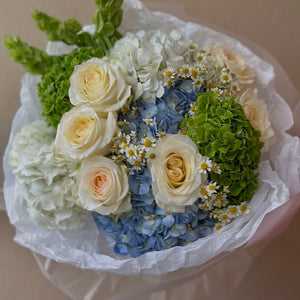 “Sapphire Glow” Mix Bouquet