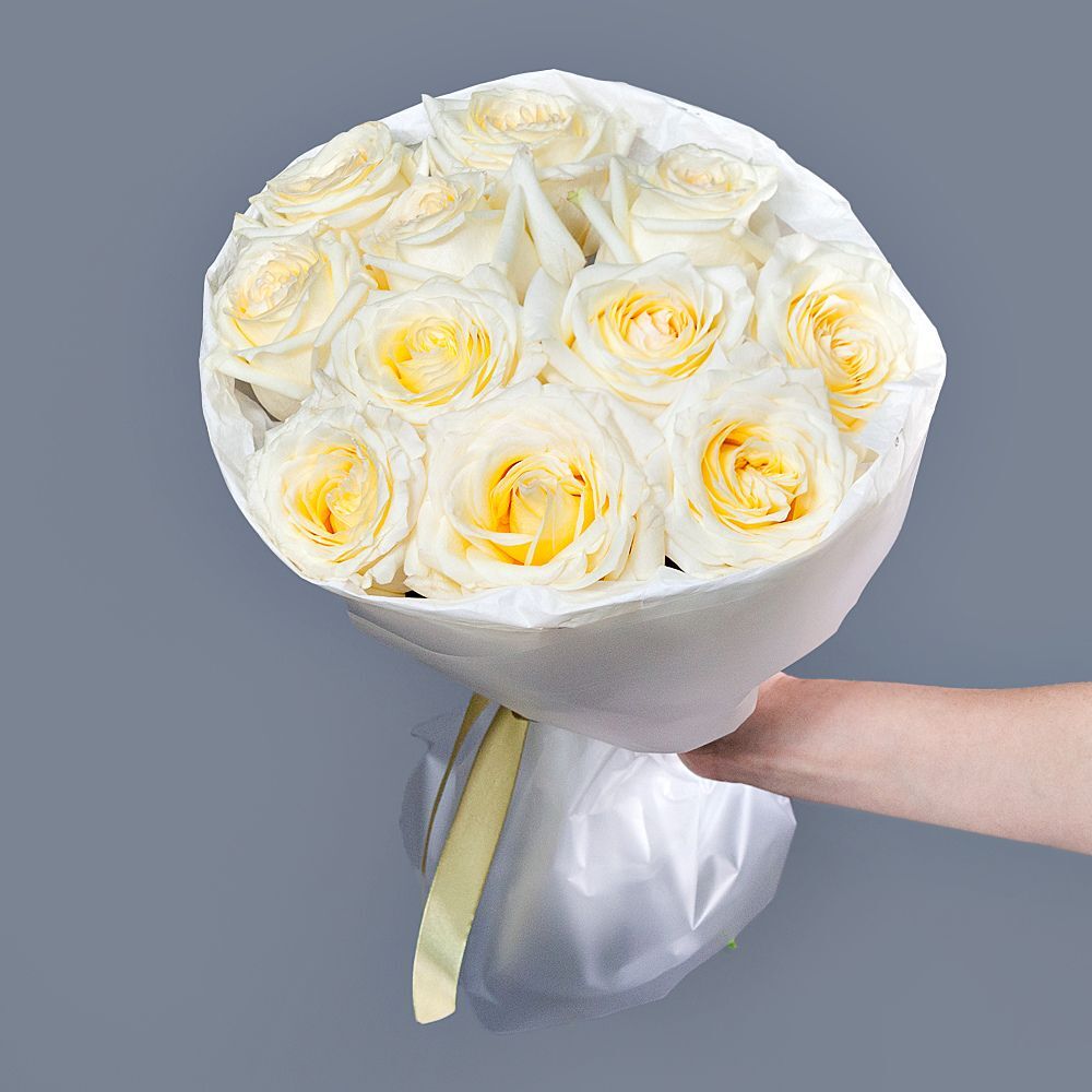 Dozen Garden Roses White Ohara