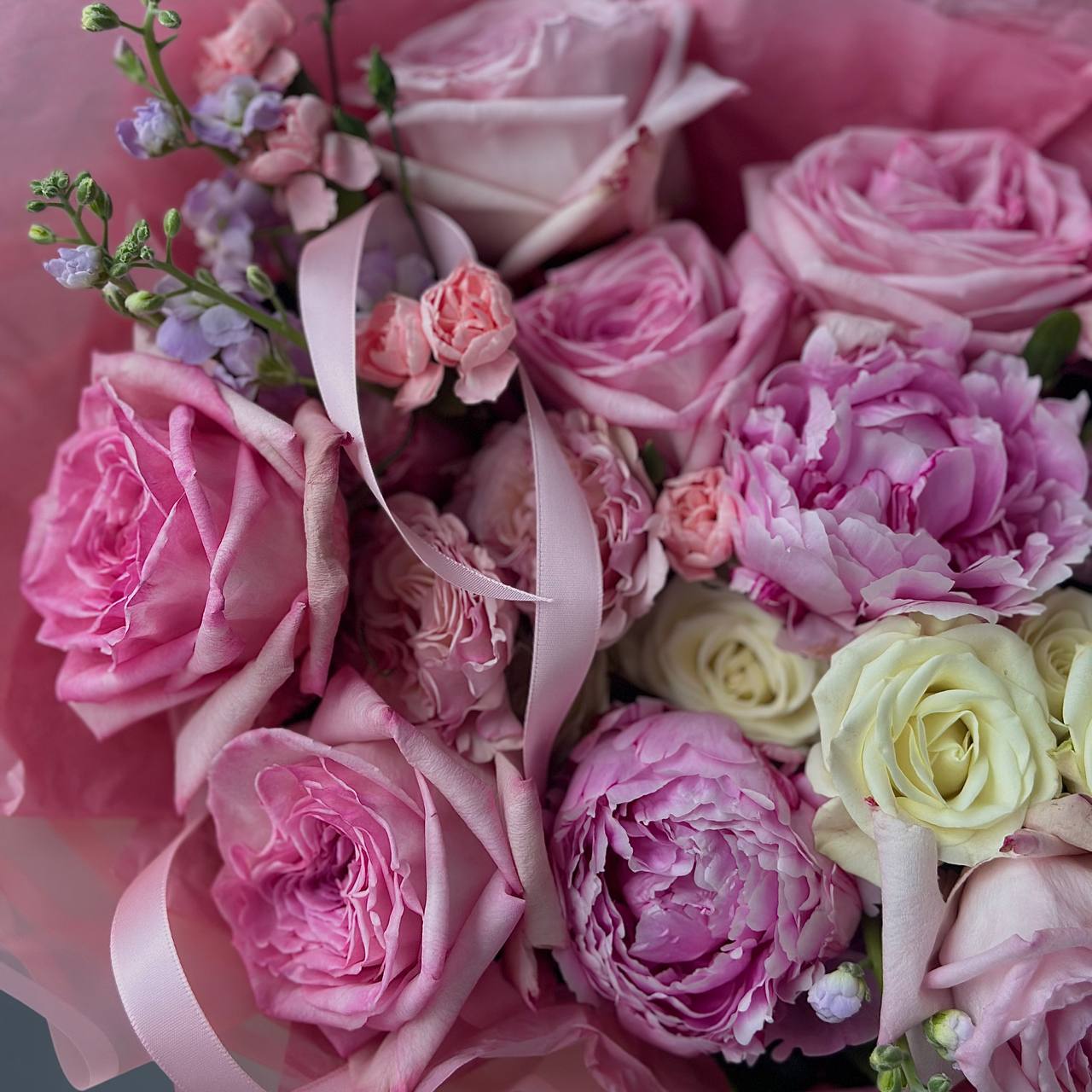 "Sweet Peony" Mix Bouquet