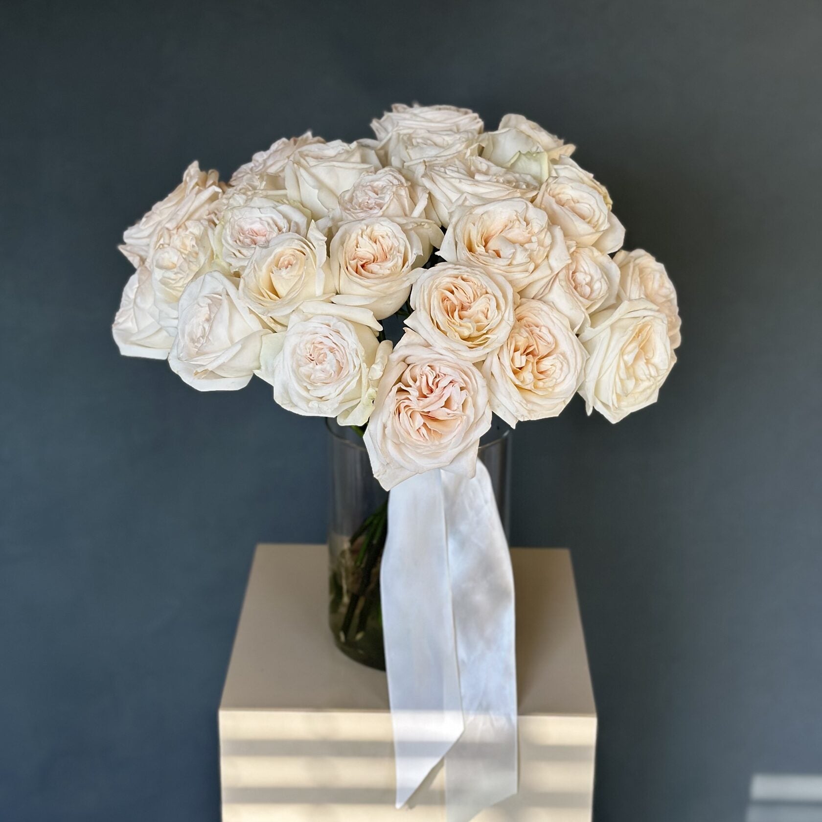 2 Dozen Garden Roses White Ohara