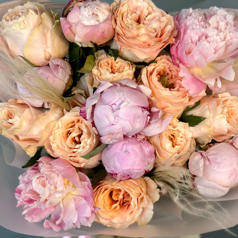 Duo Bouquet of Peonies&Peach Roses