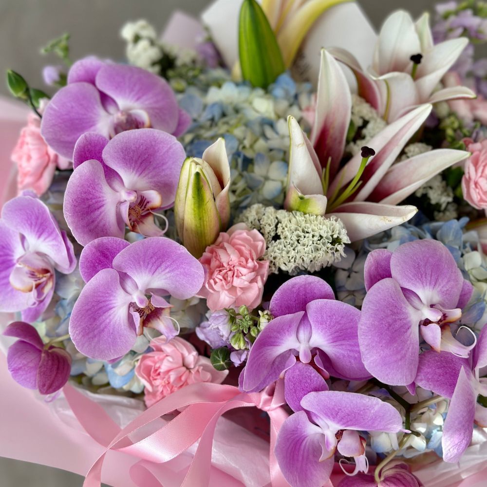 "Amber Orchid” Mix Bouquet