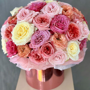 Hat Box of 50 Garden Roses