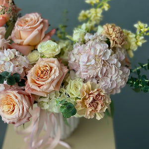 “Cotton Candy” Flower Vase
