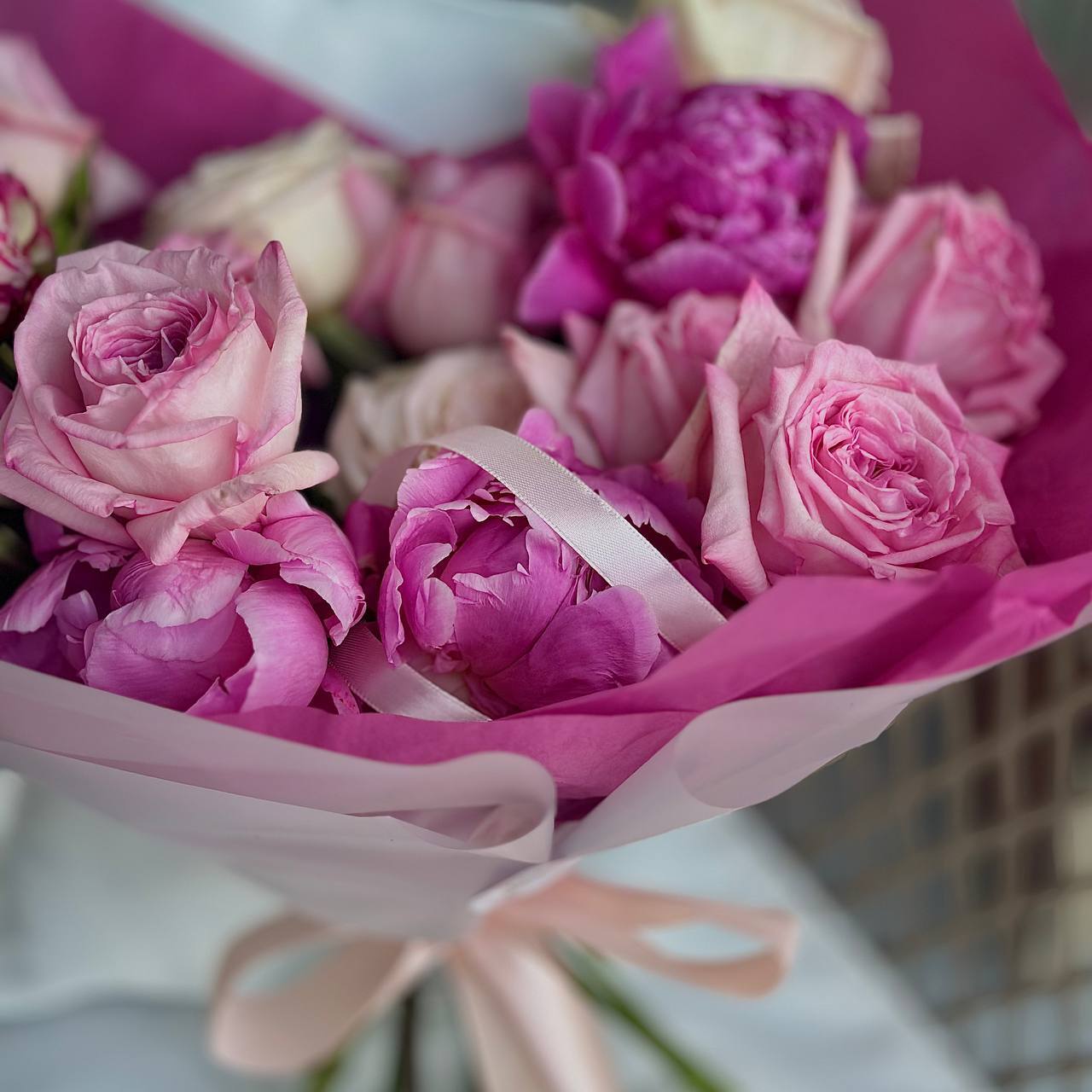 Duo Bouquet of Peonies&Roses Ohara Mix