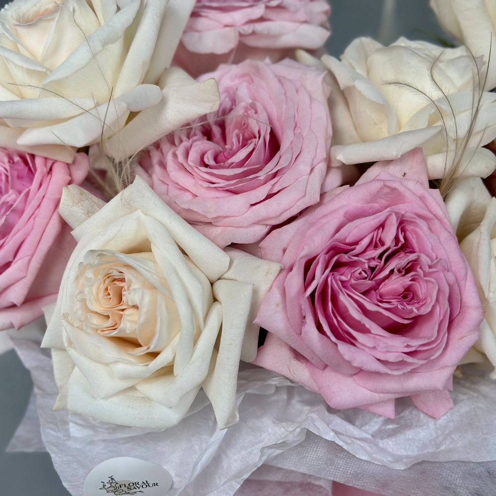 Hat Box of Roses White&Pink Ohara