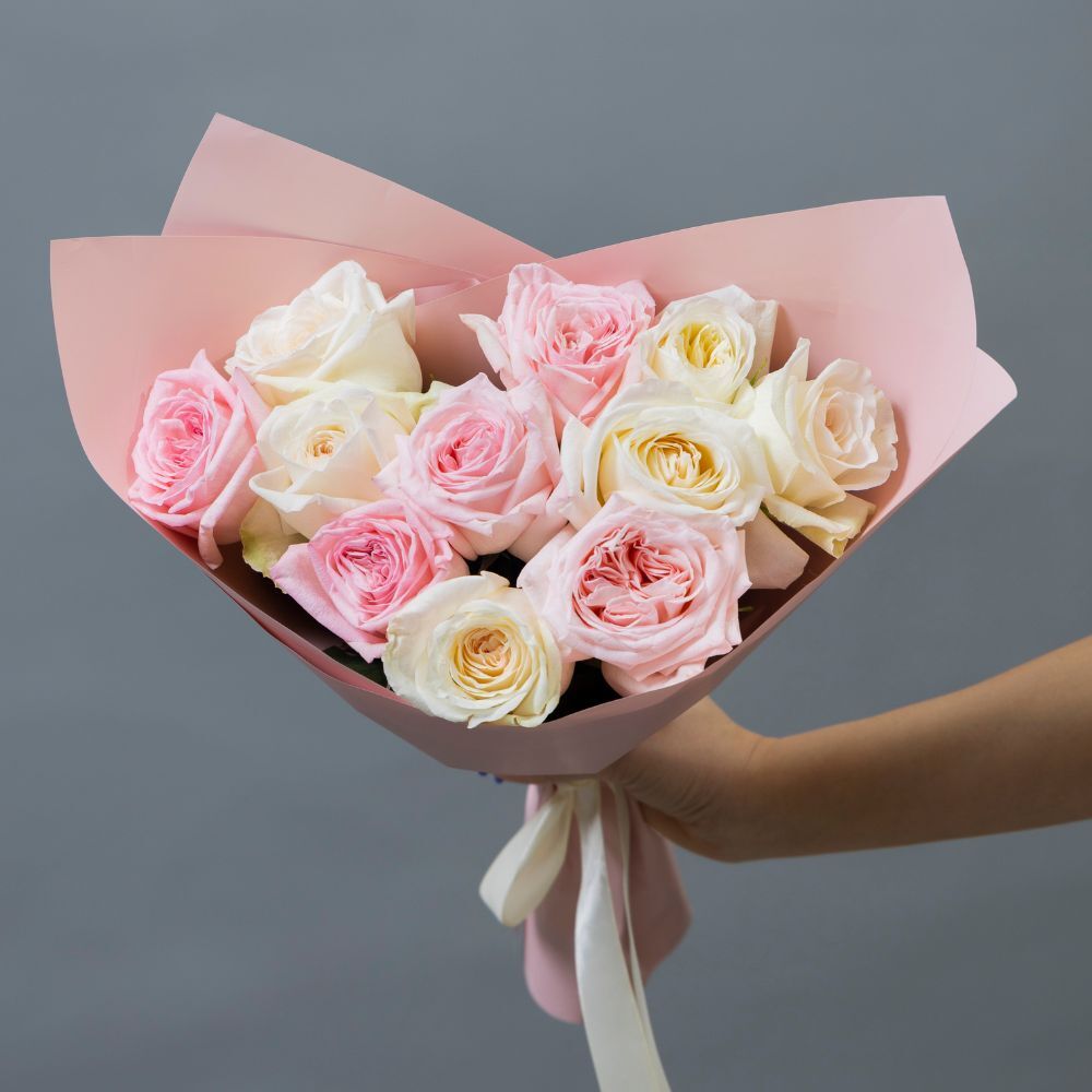 Dozen Garden Roses Ohara Mix