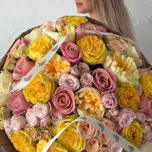 "Golden Kiss" Mix Bouquet