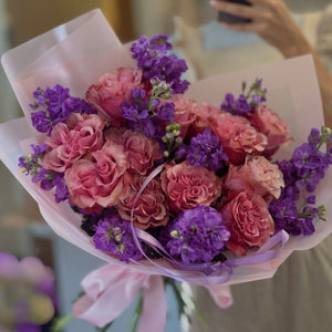 Duo Bouquet of Roses Country Blues&Stock