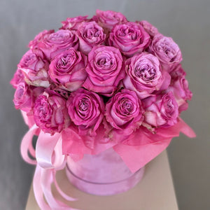 Hat box of Roses Country Blues